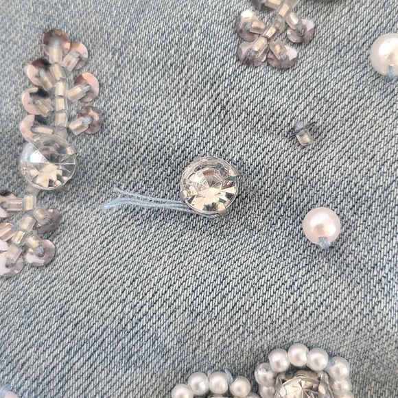 Bebe - Picture 5 of 5